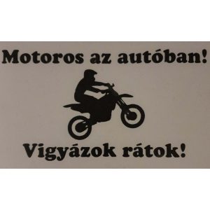 Motoros Az Autóban, fekete cross